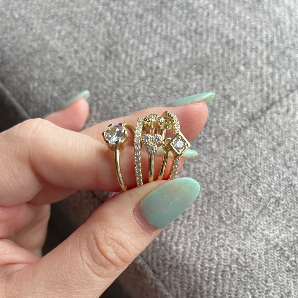 Stackable gold rings